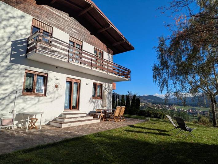 Casa vacanza per 6 persone, con terrazza e panorama nonché giardino - 1