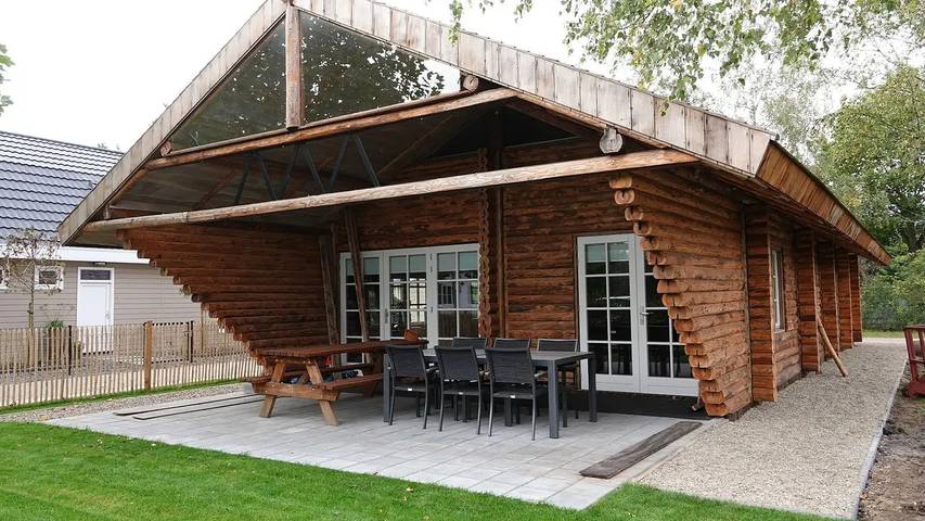 Ferienhaus für 6 Personen, mit Garten und Pool