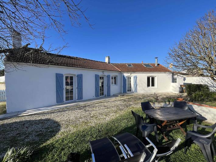 Location de vacances pour 6 personnes, avec terrasse à Saint-Michel-en-l'Herm