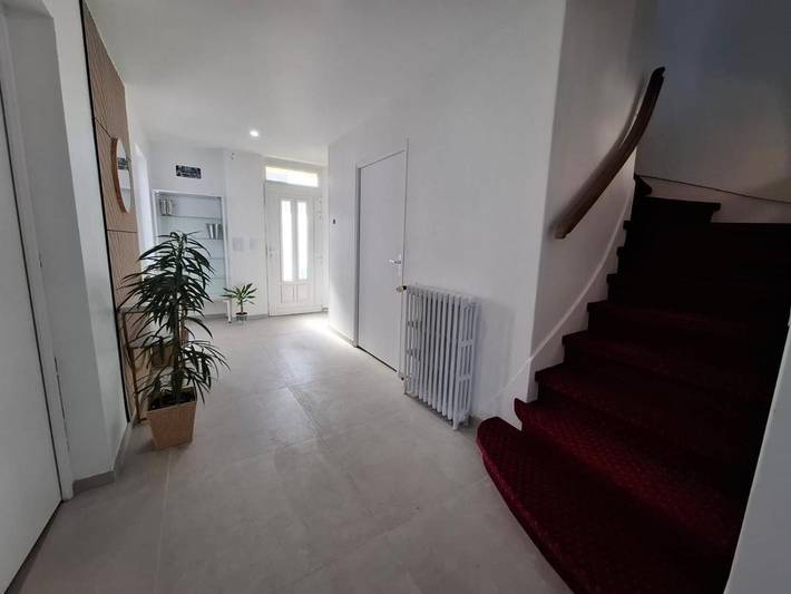 Chambre d’hôte pour 15 personnes, avec terrasse et jardin à Montebourg - 4