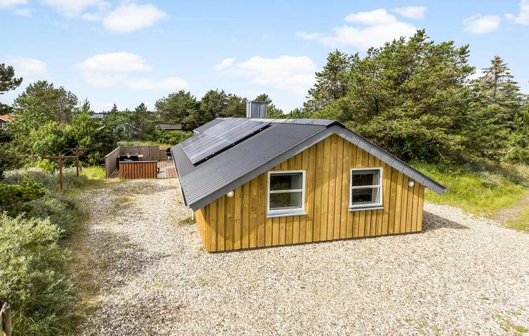 Ferienhaus für 4 Personen, mit Terrasse in Vorupør - 2