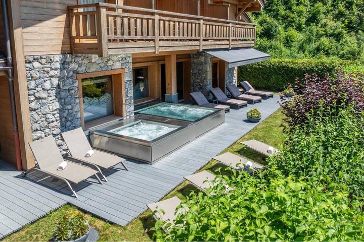 Hôtel pour 2 personnes, avec jacuzzi et terrasse ainsi que sauna et jardin, animaux acceptés