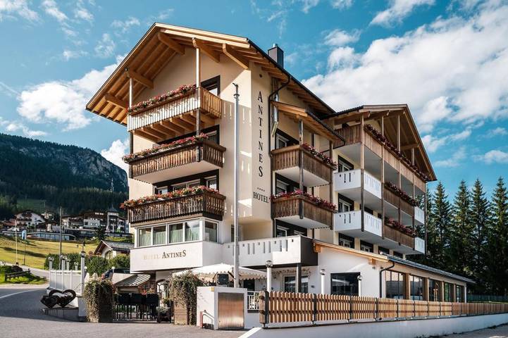 Hotel für 2 Personen, mit Whirlpool und Terrasse sowie Garten und Pool in La Villa