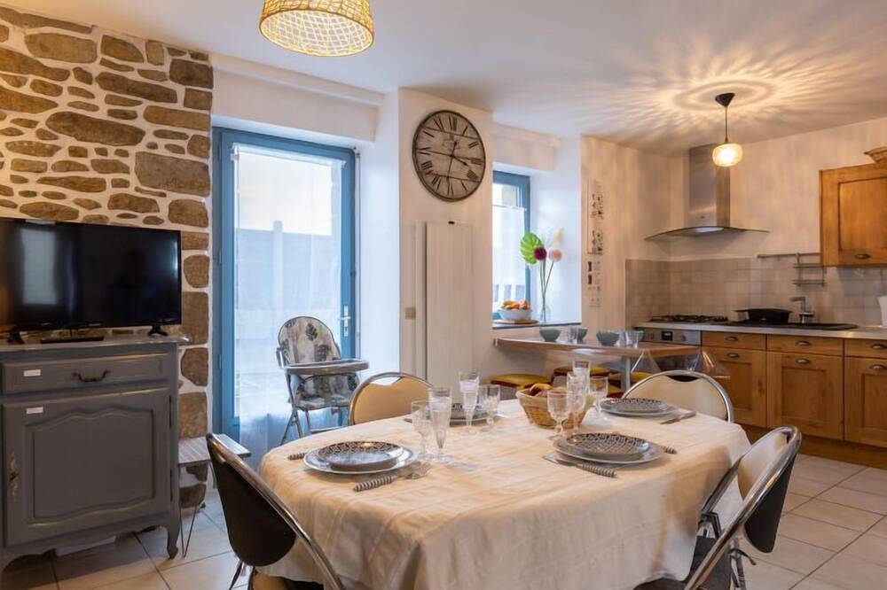Le champin by Interhome in Saint-Coulomb, Región de Saint-Malo