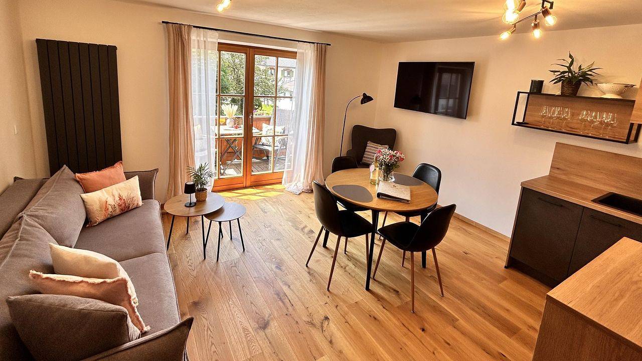 Ganze Ferienwohnung, Ferienwohnung für 2 Personen (60 m²) in Krün in Krün, Bayerische Alpen
