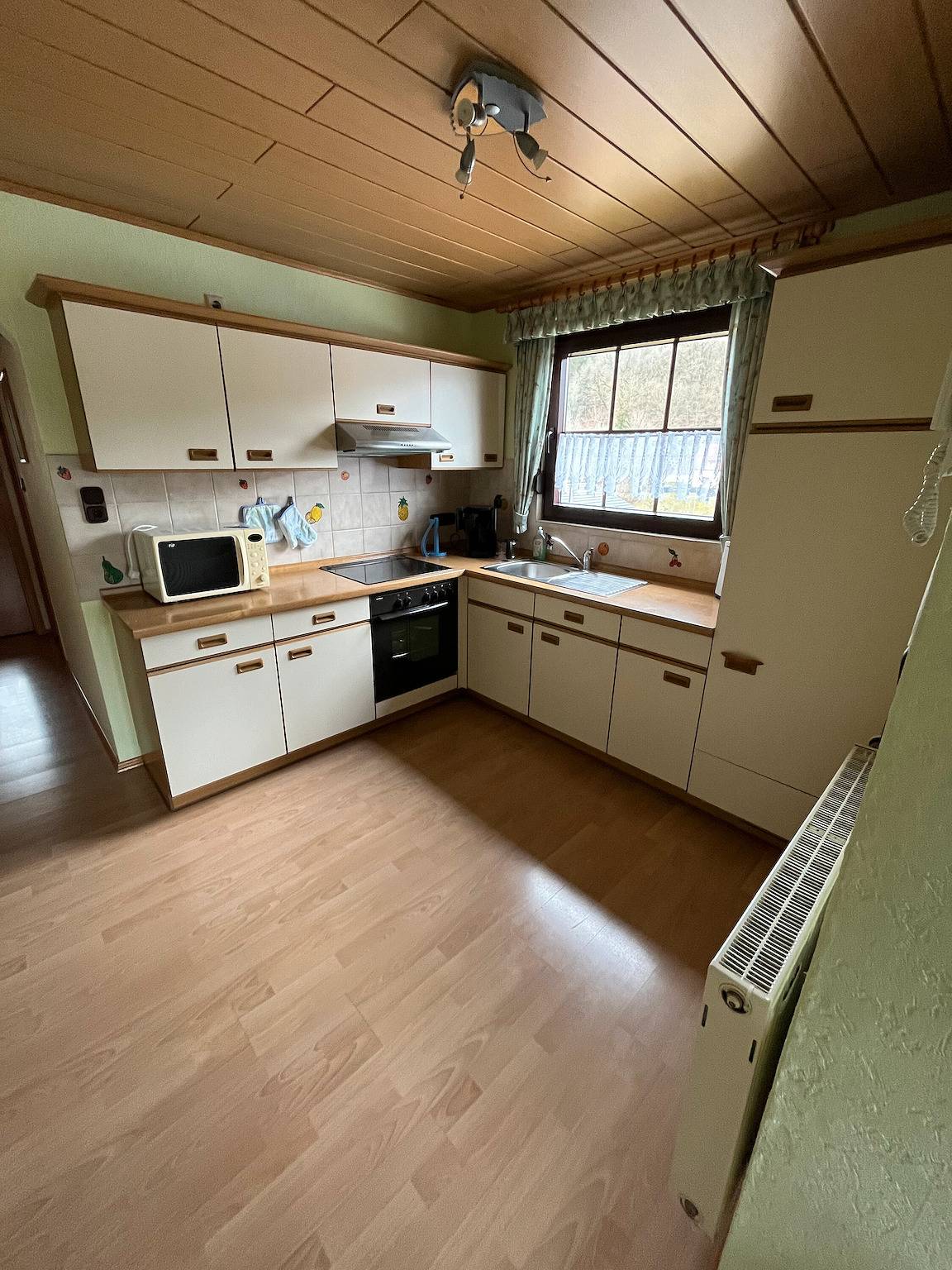 Ganze Wohnung, Ferienwohnung 'Heinz Romes' mit Gemeinschaftsterrasse, Balkon und Wi-Fi in Wimbach, Osteifel