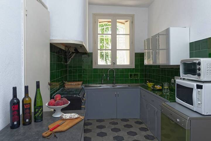 Château pour 15 personnes, avec Jardin dans l' Hérault - 2