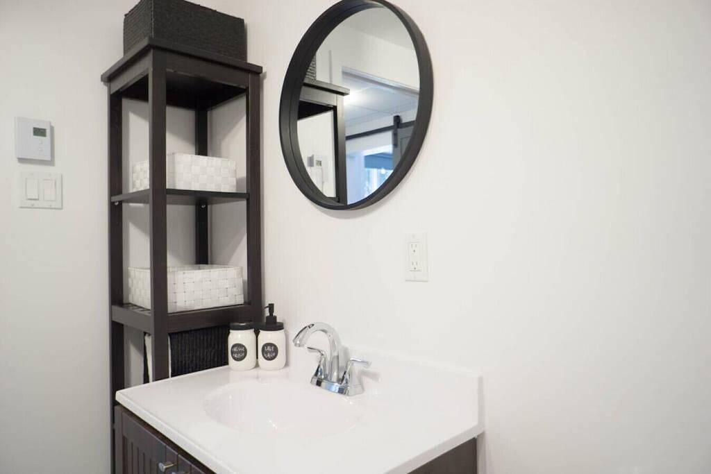 Ganze Wohnung, 315A des Chênes Ouest · Superbe condo avec parking. in Québec (Stadt), Québec