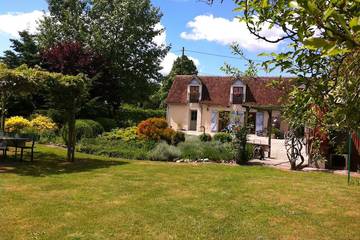 Gîte pour 6 personnes, avec jardin et terrasse, animaux acceptés à Châtillon-sur-Cher