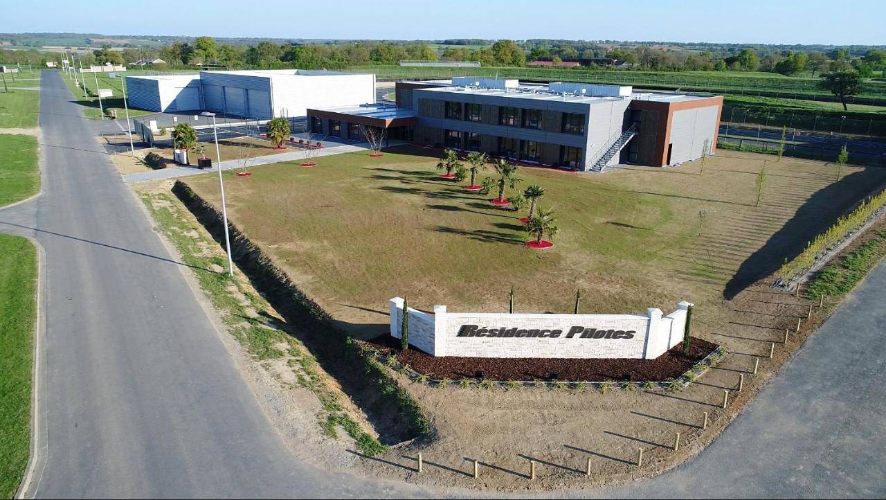 Résidence des Pilotes in Le Vigeant, Vienne (France)