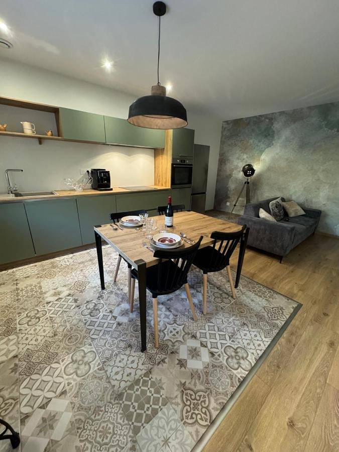 Appartement de vacances pour 2 personnes, avec vue ainsi que jardin et terrasse, animaux acceptés
