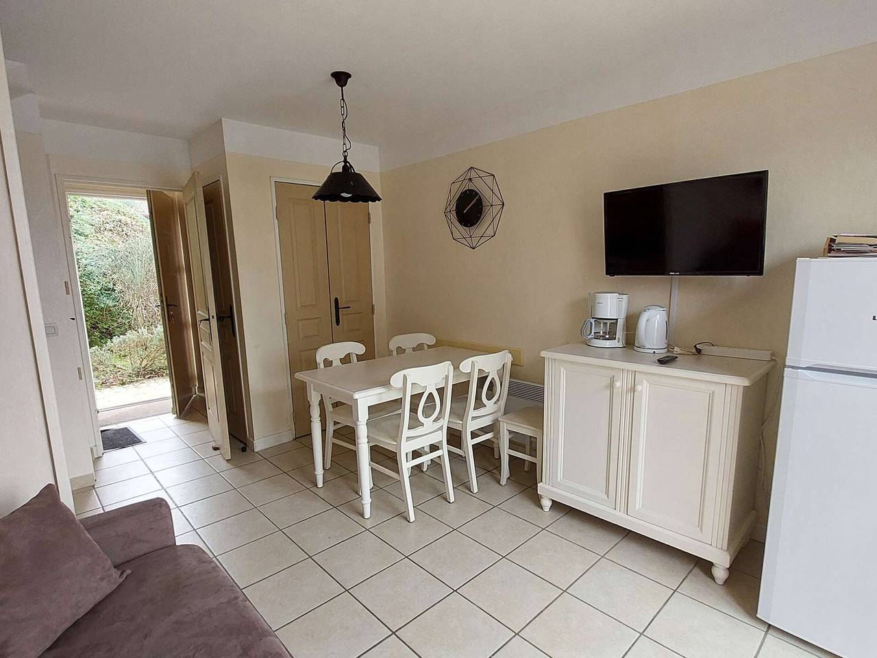 Duplex 2 Br, 6 Pers, Terrasse Privée, Wifi, Animaux Ok – Grospierres in Grospierres, Ardèche