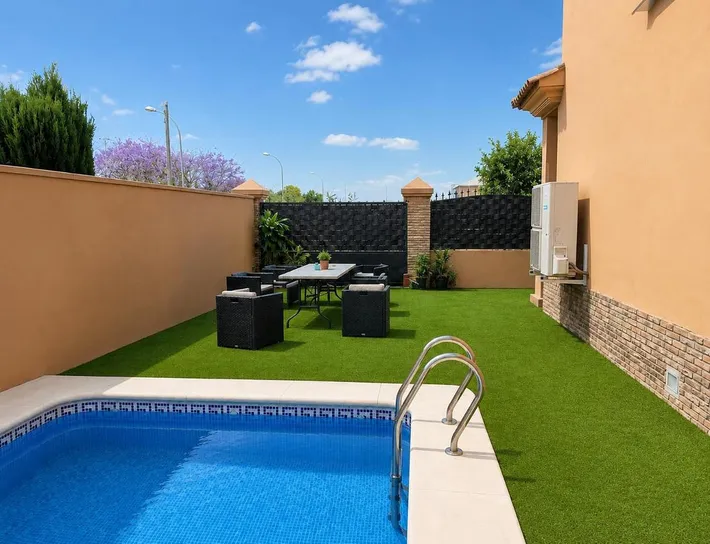 Chalet para 11 personas, con vistas además de piscina y jardín, Se admiten mascotas - 1
