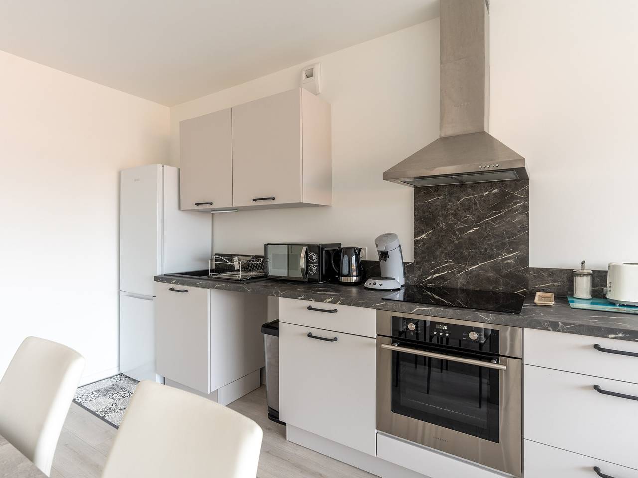 Entire apartment, New apartment for 4 in central Mimizan with parking in Mimizan, Côte d’Argent