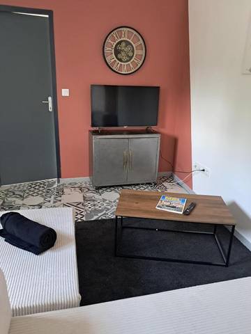 Gîte pour 4 personnes, avec terrasse dans Templemars