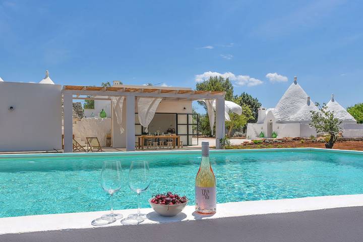 Location de vacances pour 8 personnes, avec jardin à Francavilla Fontana