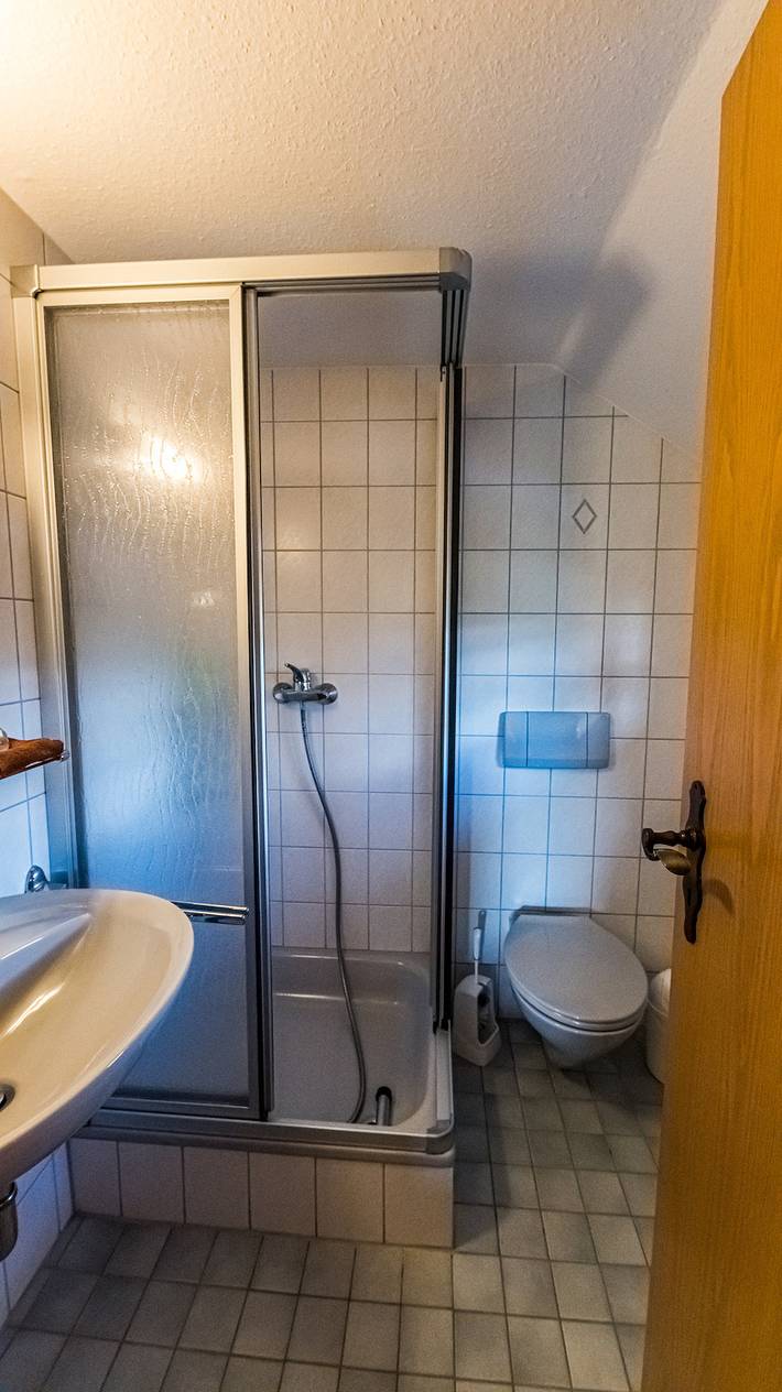 Ferienwohnung für 2 Personen, mit Balkon und Terrasse sowie Garten und Ausblick in Fröhnd - 4