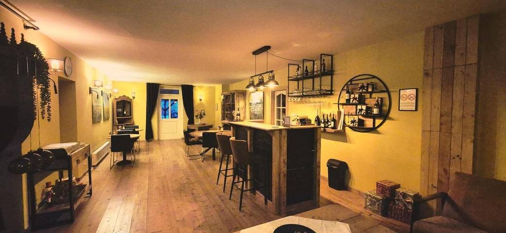 Gîte pour 2 personnes, avec piscine et jardin dans Seuzey - 2