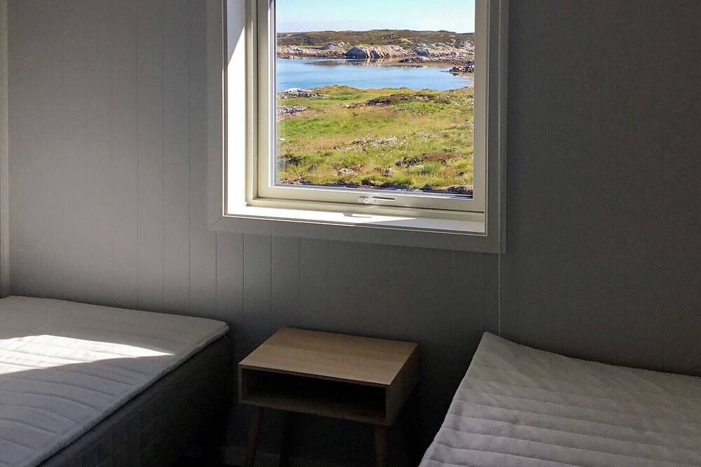 6 person holiday home in Dyrvik in Frøya