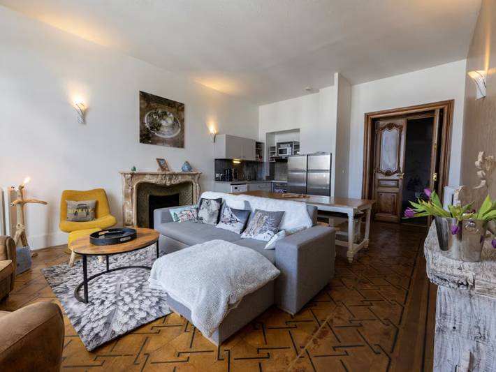 Apartamento entero, Amplio apartamento para 10 pers. con piscina interior, sauna y WiFi in Jausiers, Parque nacional de Mercantour
