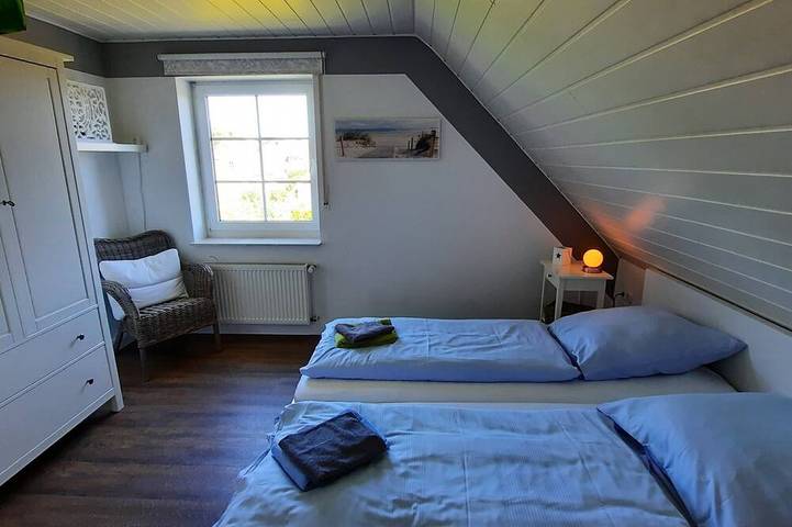 Ferienhaus für 6 Personen, mit Garten und Sauna sowie Terrasse in Dornum - 3