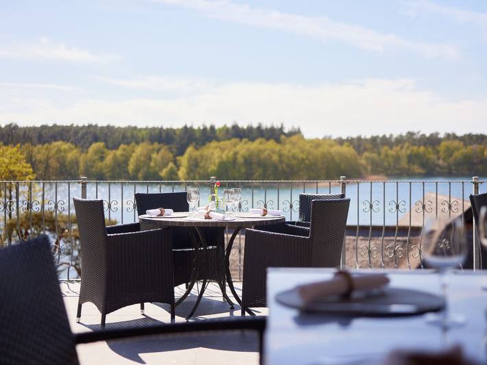 Ferienwohnung für 3 Personen, mit Pool und Garten sowie Sauna in Nossentiner Hütte - 4