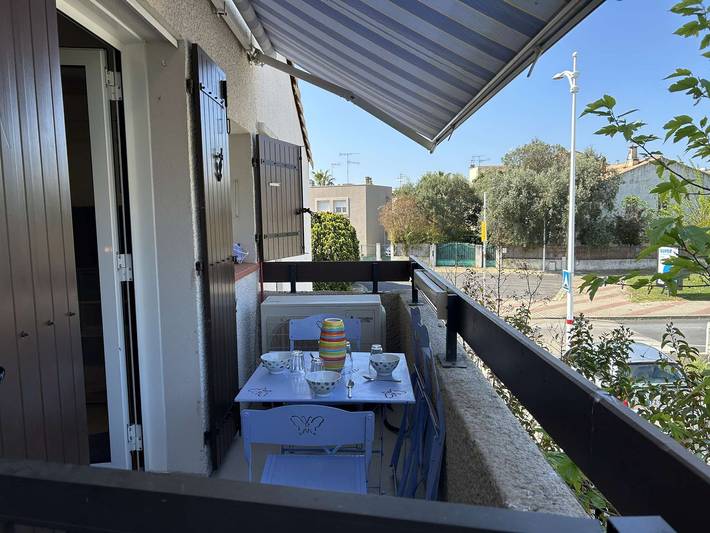 Ganze Wohnung, Duplex P3 Wohnung mit Klimaanlage in Strandnähe in Le Grau-du-Roi, Côte d'Améthyste