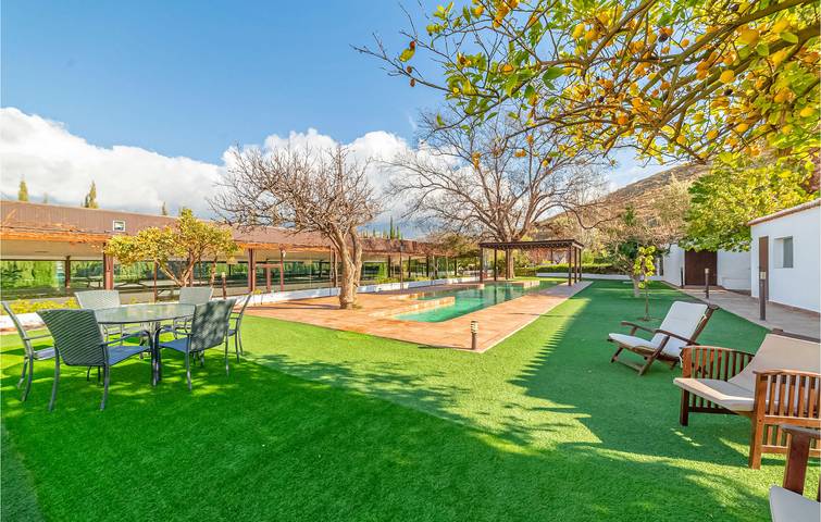 Casa rural para 13 personas en Adra - 2