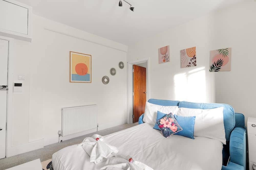 Apartment for 3 People in Hounslow, London