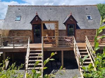 Gîte pour 2 personnes, avec jardin et vue à Saint-Quay-Perros