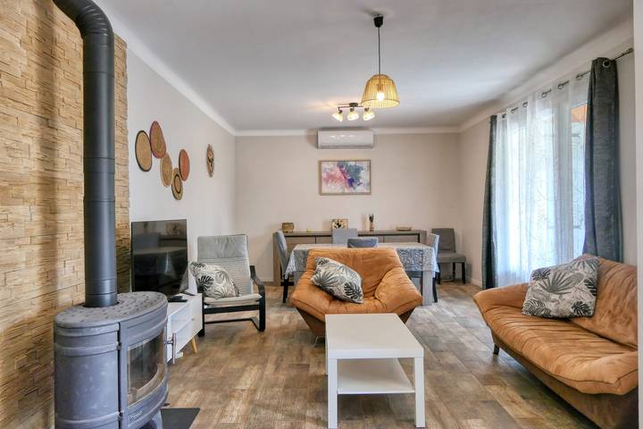 Ferienhaus für 5 Personen mit Garten in Sénas, Arles und Umgebung