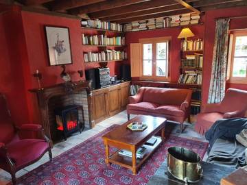 Gîte pour 8 personnes, avec vue et jardin dans Uncey-le-Franc