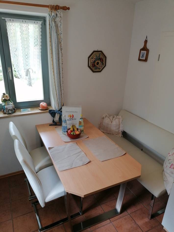 Ganze Ferienwohnung, Ferienwohnung Perschl - Ferienwohnung 35qm mit Terrasse am Zimmer, max. 2 Personen in Waging am See, Rupertiwinkel