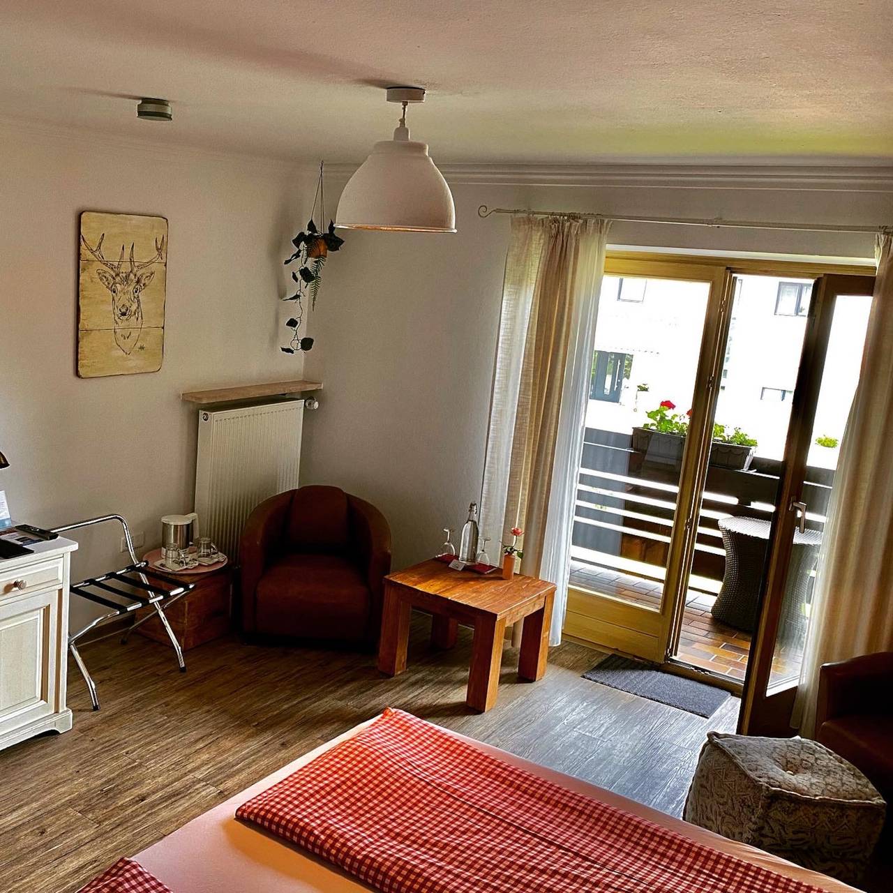 Alpinhotel Inzeller - Chiemgau Karte - Einzelzimmer mit Dusche/Wc und teilweise Balkon in Inzell, Bayerische Alpen