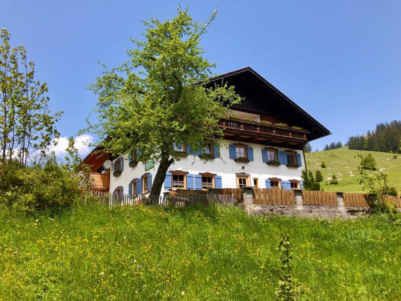 Ganze Ferienwohnung, Gästehaus Holl in Schattwald, Allgäuer Alpen (Österreich)