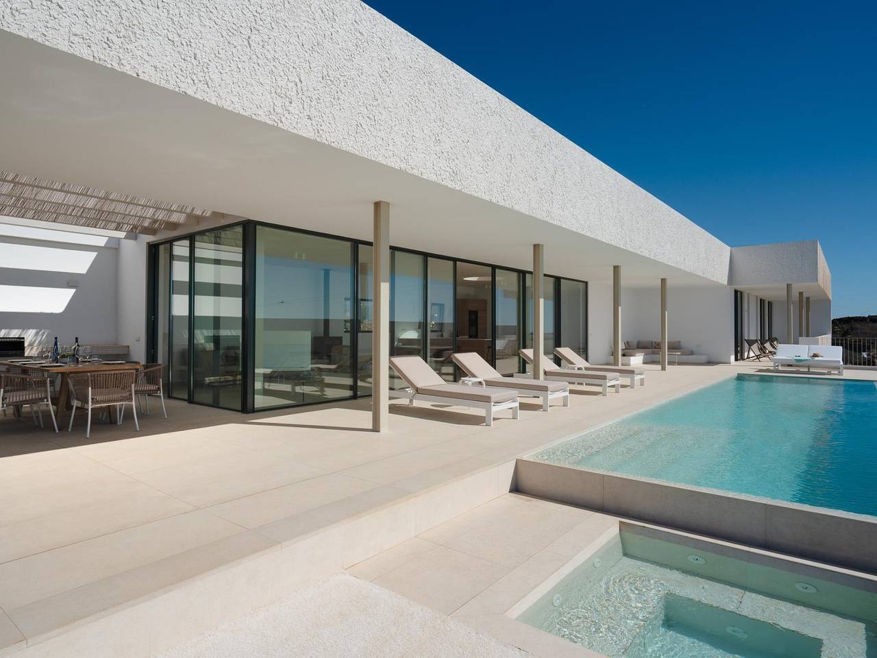Moderne 5-Zimmer-Villa: Privater Pool, Wlan, Parkplatz, Klimaanlage in Mácher, Tías