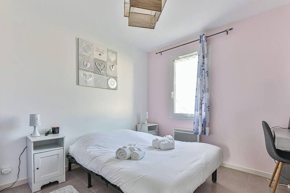 Charmante Maison Cosy avec Piscine Privée & Dôme – Proche Plages Vendée in Commequiers, Vallée de la Loire