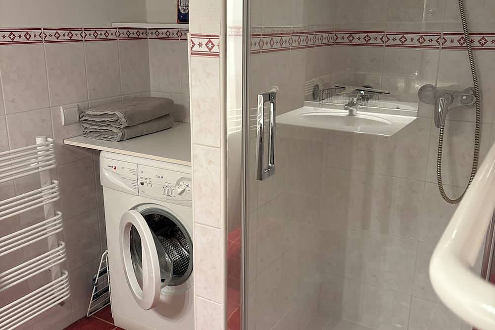 Appartement entier, Le Chalet des Noisettes/ Appartement Le Noirmont   85m2 Classé 3* Avec Garage in Les Rousses, Parc naturel régional du Haut-Jura