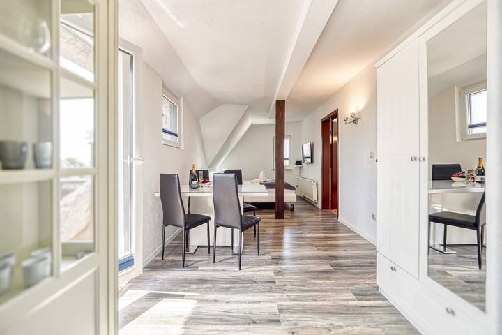 Ferienwohnung für 5 Personen, mit Balkon und Terrasse sowie Garten und Sauna im Dierhagen Ost - 3