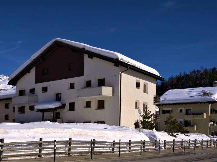 Ferienwohnung für 3 Personen, mit Balkon und Garten in Graubünden