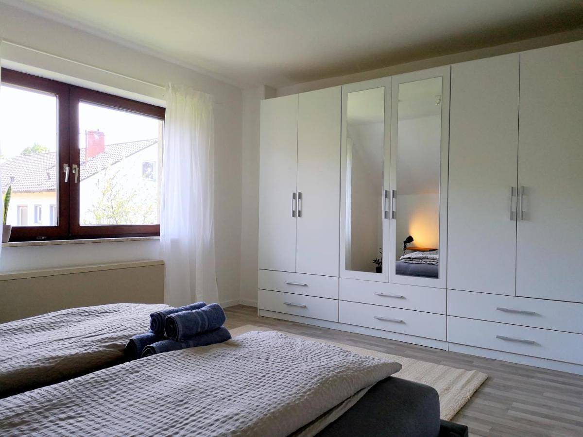 Ganze Wohnung, Family-Apartment mit Balkon, Küche, Parkplatz & Waschmaschine in Offenburg, Mittlerer Schwarzwald