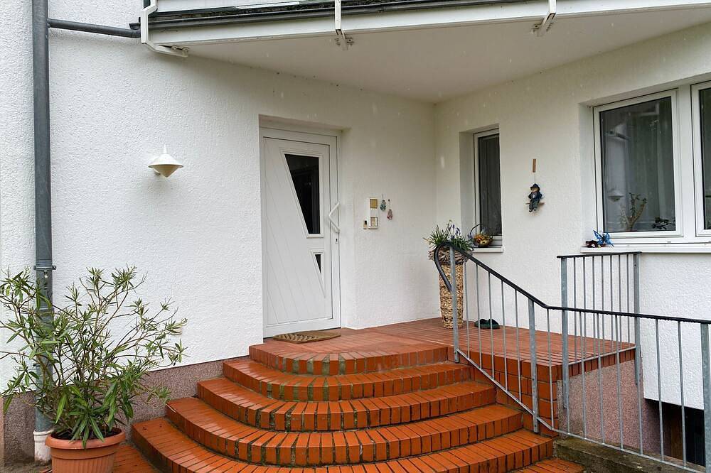 Ganze Wohnung, M9 Ferienwohnung mit Balkon am Waldrand im Ostseeland - 4-Raum-Fewo, Kaminofen, in Neubukow, Neubukow-Salzhaff