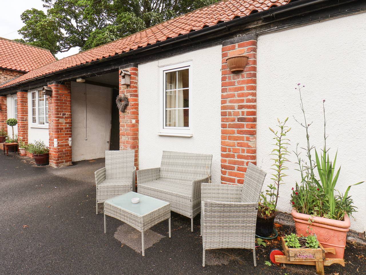 Log Cabin for 2 People in East Riding of Yorkshire, Yorkshire
