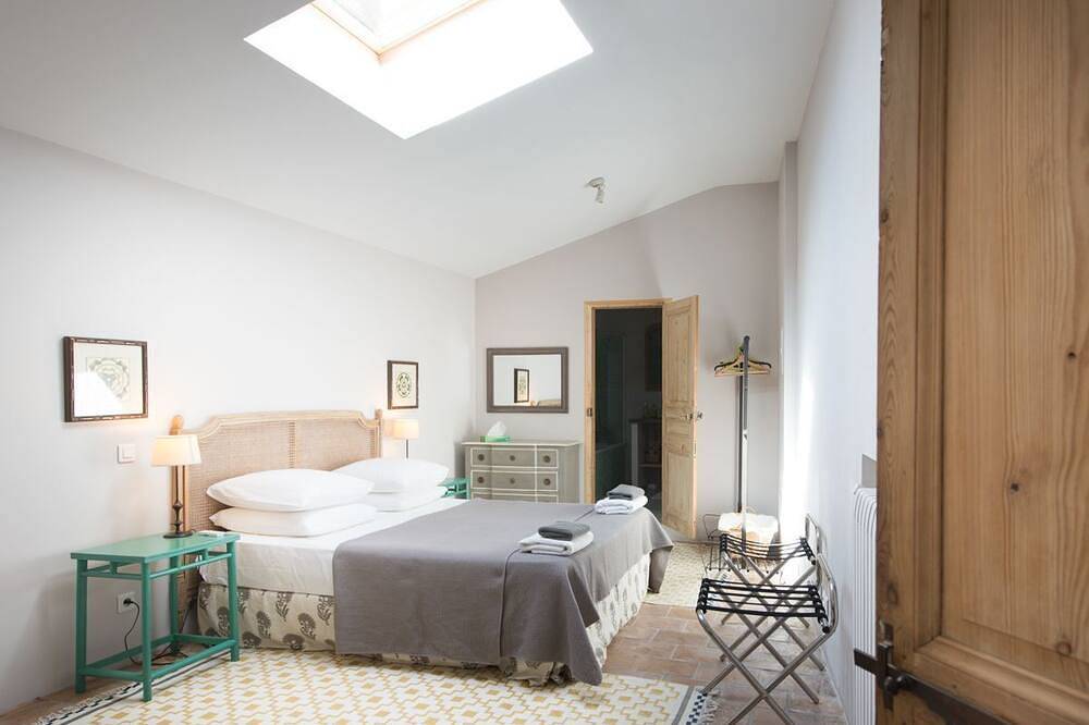Le Mas En Rose - Fünf Schlafzimmer Villa, Schläft 10 in Barbentane, Arles und Umgebung