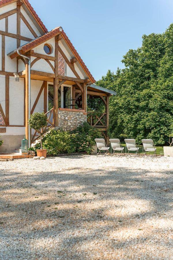 Location de vacances pour 6 personnes, avec vue et terrasse à Chalifert - 4