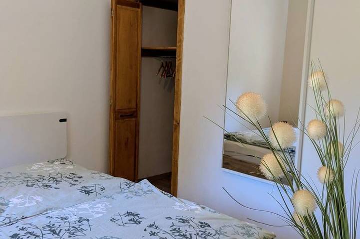 's klä Haisel - freistehendes Ferienhaus zentrumsnahe am Rande des Pfälzerwaldes in Neustadt-Stadtmitte, Neustadt an der Weinstraße