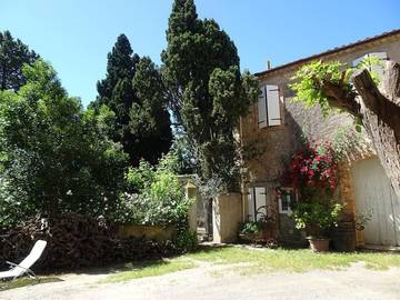 Location de vacances pour 5 personnes, avec piscine et jardin, animaux acceptés dans Réserve africaine de Sigean