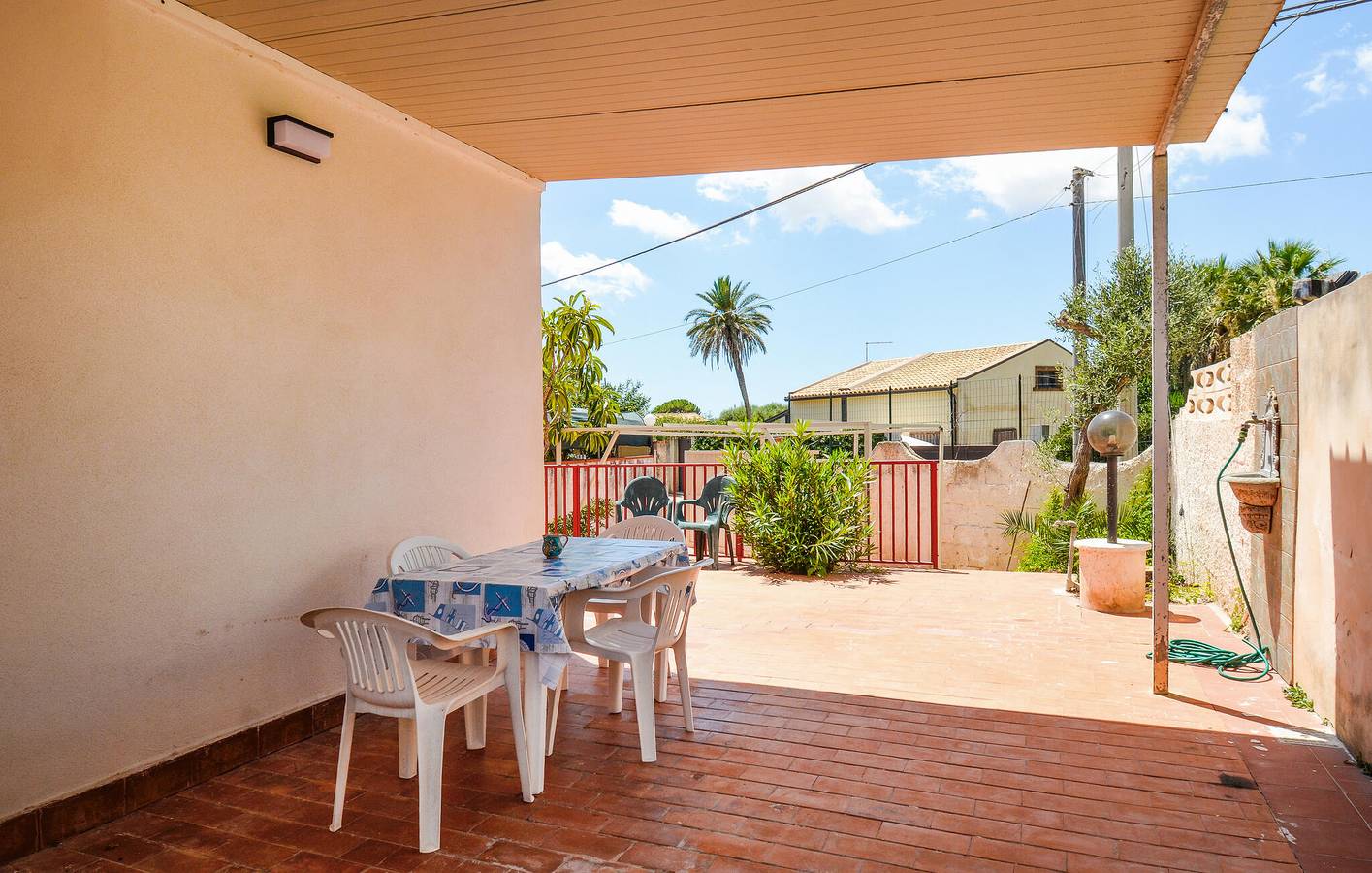 Gemütliches Apartment mit Parkplatz und Terrasse, 2 km zum Strand in San Lorenzo, Noto und Umgebung