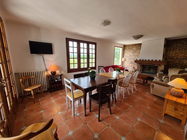 Entouré de Nature : Domaine Privé avec Maison, Lofts, Piscine, Étang pour Pêche, Terrasses et Confort Total in Bélâbre, Le Blanc und Umgebung