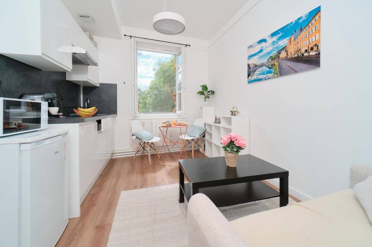 Appartement entier, L'Escale - T2 vue jardin - Écully - Lyon Ouest in Écully, Lyon et ses environs